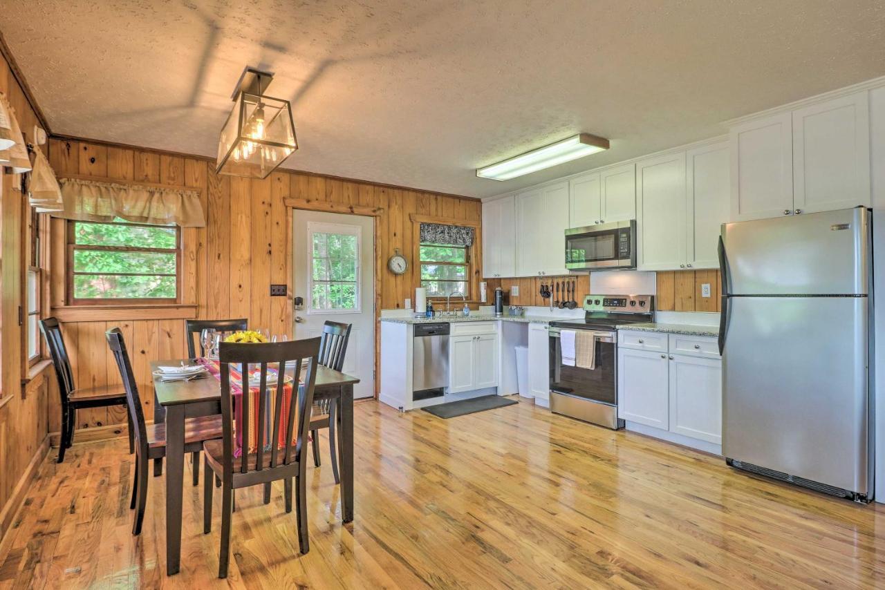 Waterfront Lake Martin Home With Grill And Beach! Eclectic Εξωτερικό φωτογραφία