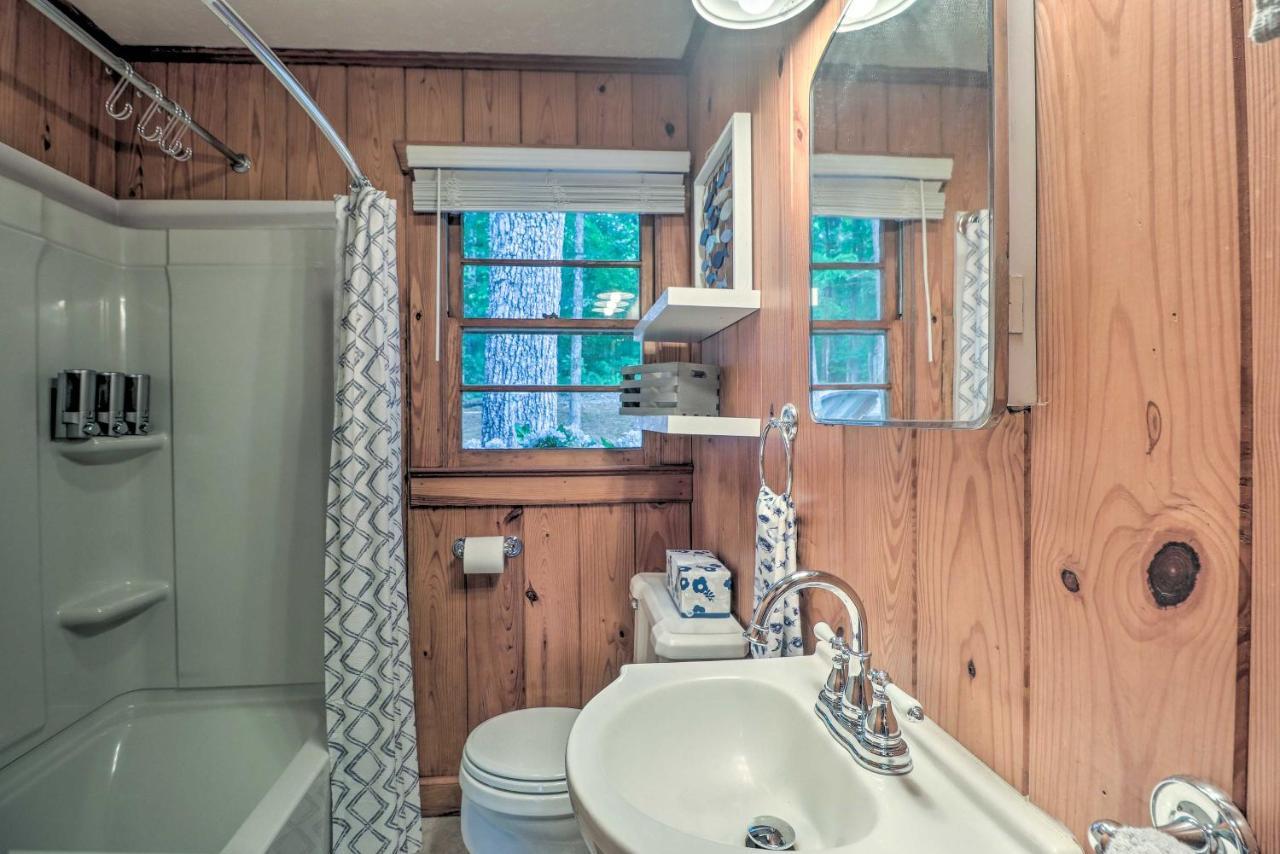 Waterfront Lake Martin Home With Grill And Beach! Eclectic Εξωτερικό φωτογραφία